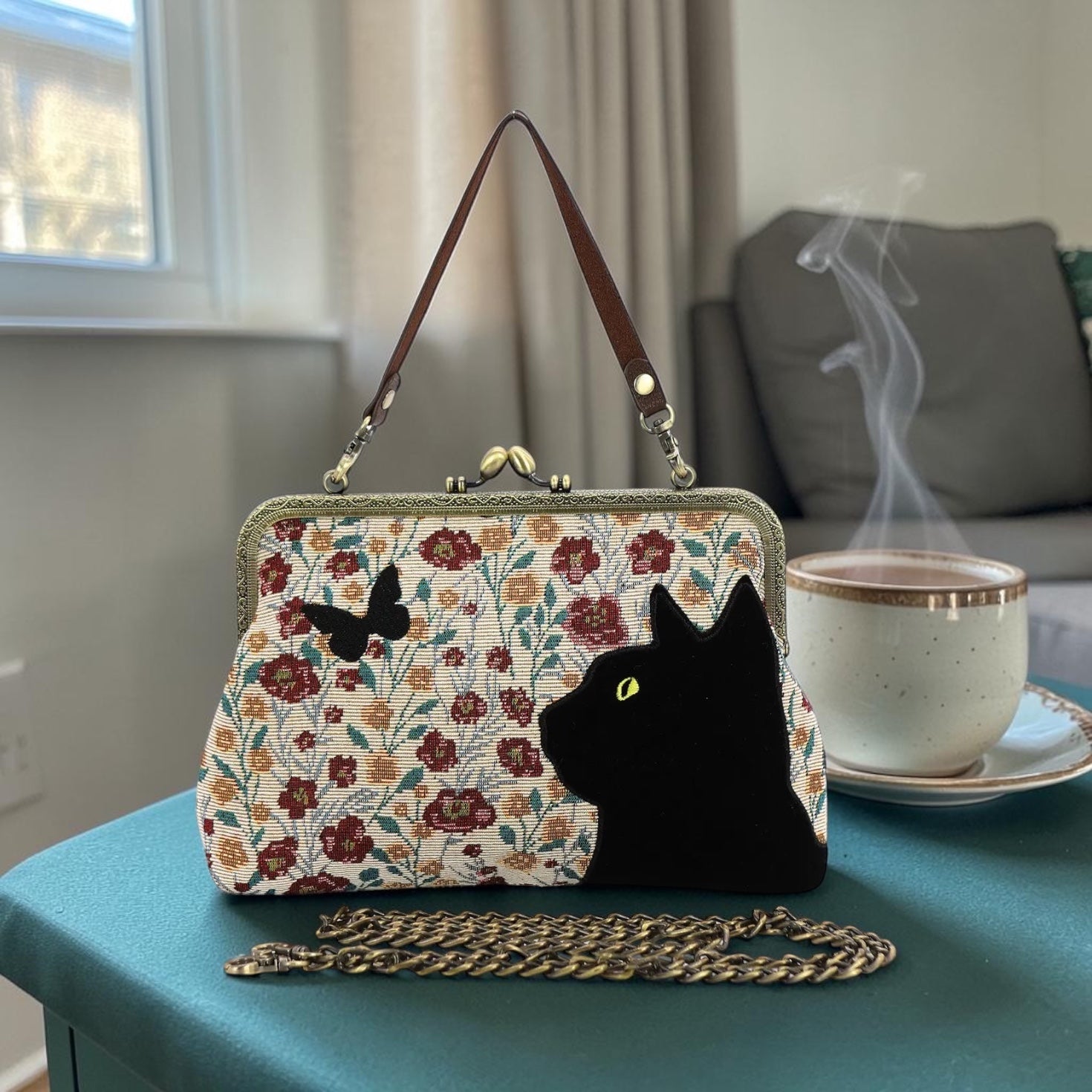 Floral Black Cat Kisslock Bag