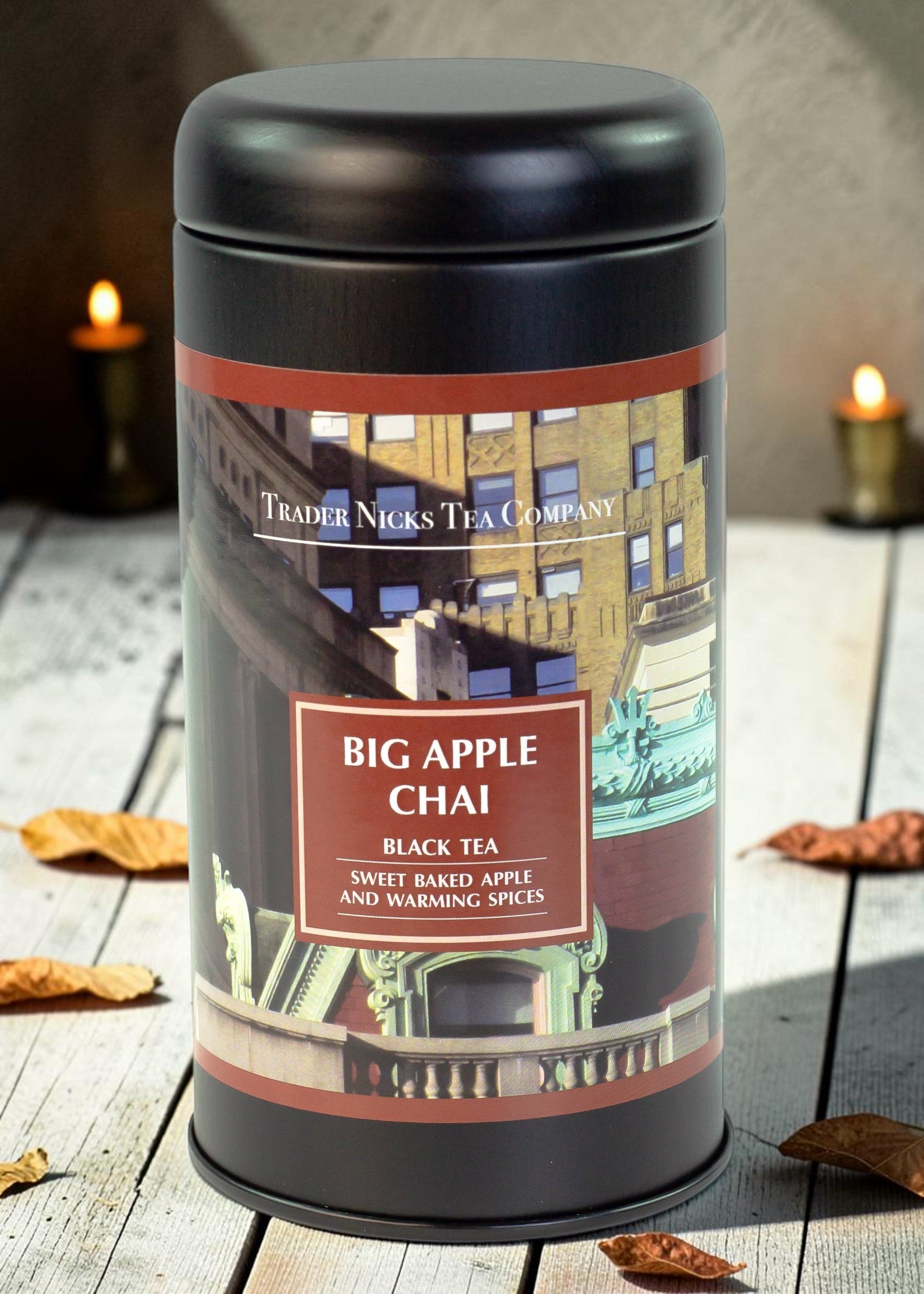 Halloween-Emporium Big Apple Chai black tea in a black gift tin with a New York city scene label and autumn leaves.
