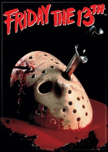 Halloween-Emporium Friday The 13th hockey mask magnet featuring a bloody design with a knife stuck in the top.