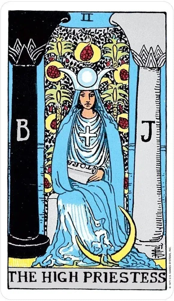 Halloween-Emporium Rider-Waite High Priestess tarot card featuring a seated woman between black and white pillars