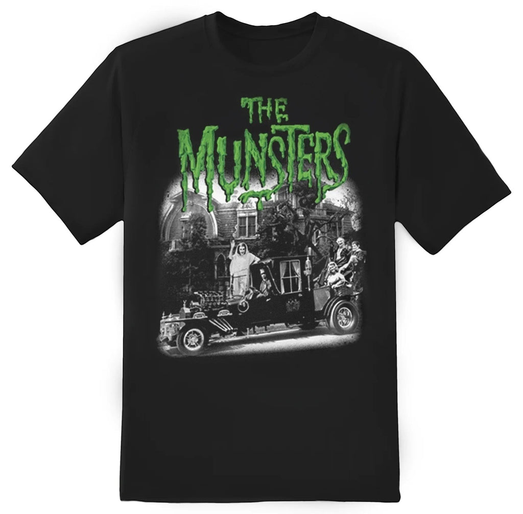 Halloween-Emporium black cotton t-shirt featuring The Munsters family in their iconic coach with green logo graphic.