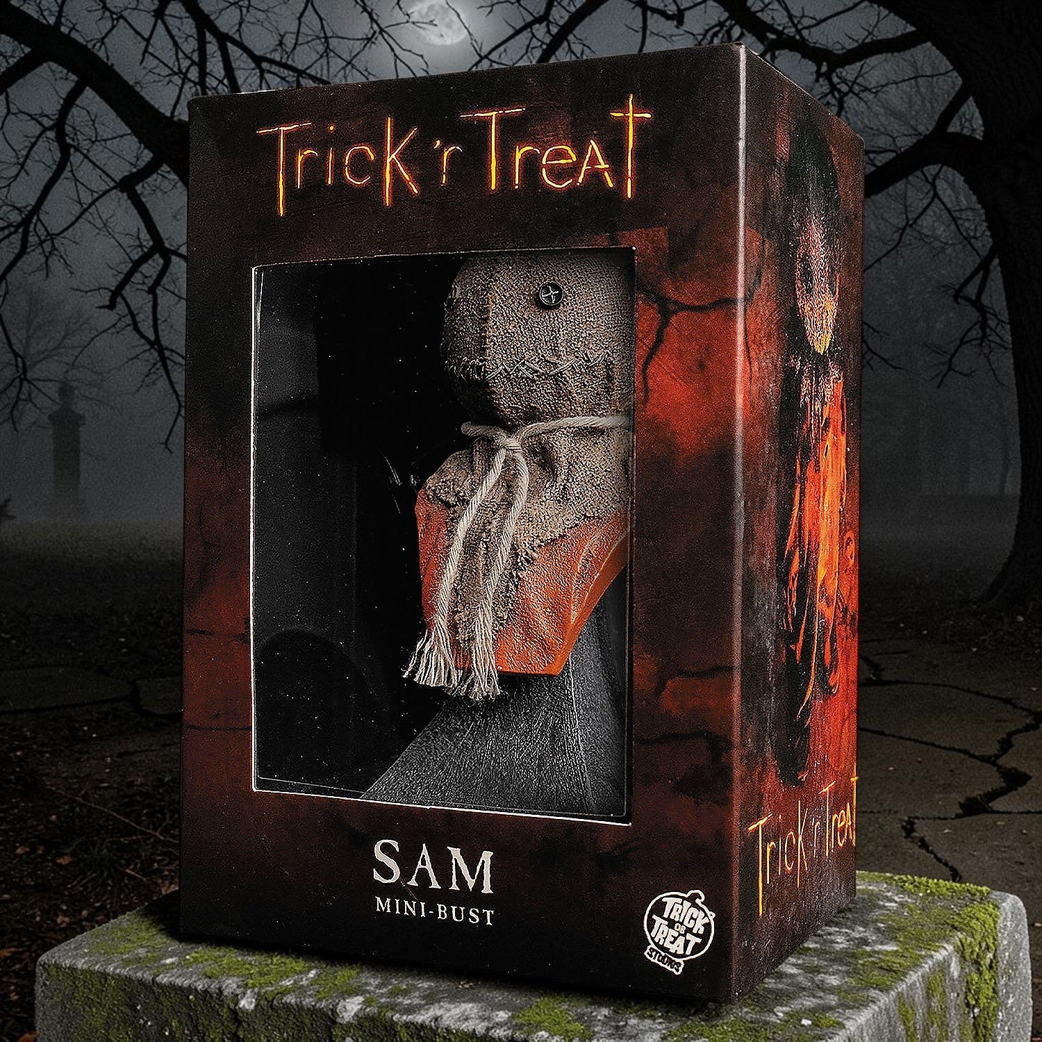 Halloween-Emporium Trick 'r Treat Sam mini bust in a collector window box with burlap mask and button eye detail