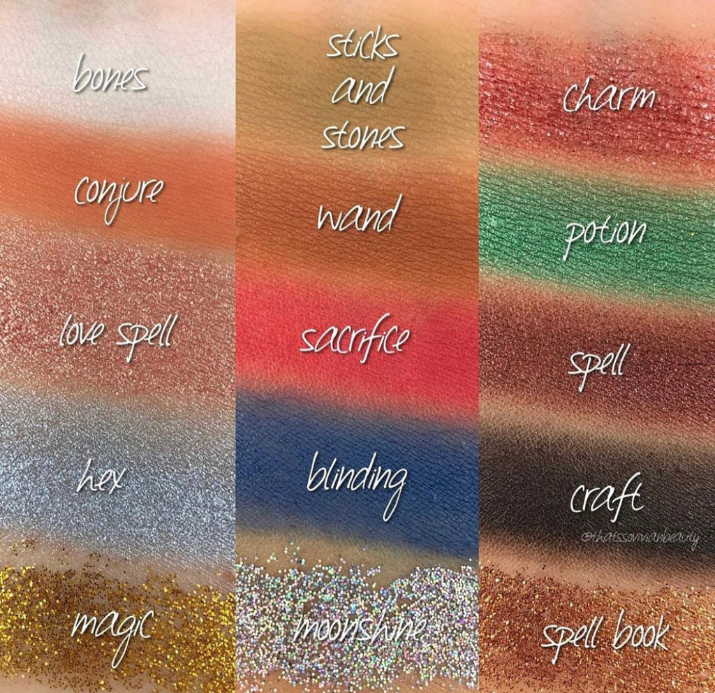 Spell Book - Eyeshadow Palette